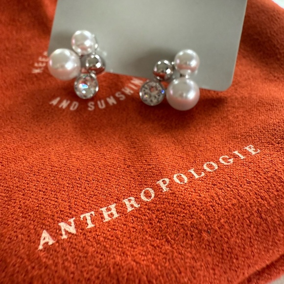 Anthropologie Elegant Silver and White Pearl Earrings - Picture 3 of 7